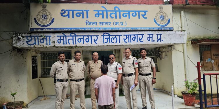 शराब के मामले में फरार आरोपी को किया गया गिरफ्तार