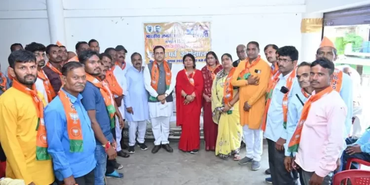 प्रत्येक बूथ पर जीत का इतिहास बनाने का संकल्प लेकर सदस्यता को रिकॉर्ड स्तर तक ले जाएँगे-महापौर सूरी सिलोड़ी मंडल की कार्यशाला को महापौर ने किया संबोधित
