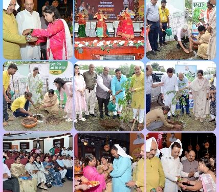 *भैया मेरे राखी के बंधन को निभाना की गूंज से गूंजा गोलबाजार* *शहीद स्मारक प्रांगण*  *सावन की थीम और रक्षा बंधन त्यौहार के माहौल में* *लाड़ली बहनों के लिए सावन के सुहाने मौसम के बीच झूला रहा आकर्षण का केन्द्र*