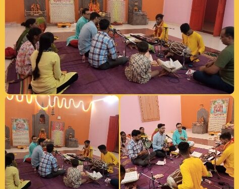 कोतवाली थाना स्थित विशेष शनिवार को हनुमान मन्दिर मे रामायण पाठ गायन का कार्यक्रम आयोजित किया गया