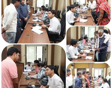 कलेक्टर श्री यादव ने जनसुनवाई में सुनी समस्यायें प्रकरणों का त्वरित निराकरण करने के निर्देश जिला अधिकारियों को दिये जनसुनवाई में 126 प्रकरणों पर हुई सुनवाई