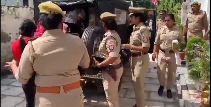 होटल में सेक्स रैकेट का भंडाफोड़, पवित्र नगरी में करवा रहे ऐसा काम देखे VIDEO