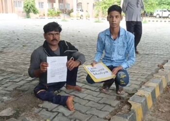 दबंग  ने हथियाई दिव्यांग की जमीन