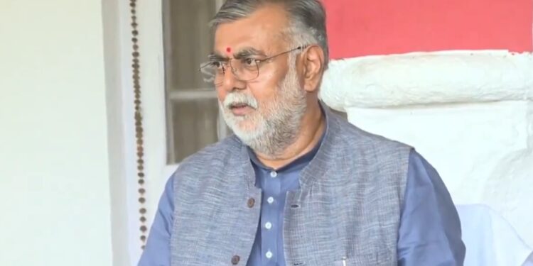 𝟗 तारीख को जितनी भी महिला सरपंच हैं उनका एक सम्मेलन मुख्यमंत्री आवास पर है। उस कार्यक्रम का मूल उदेश्य- महिला सशक्तिकरण जनप्रतिनिधियों के माध्यम से हो। साथ में रक्षाबंधन के उत्सव पर उन सबको शामिल करने का सौभाग्य मिलेगा।