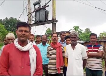 20 दिनों से बंद पड़ा ट्रांसफार्मर विद्युत विभाग नहीं दे रहा ध्यान