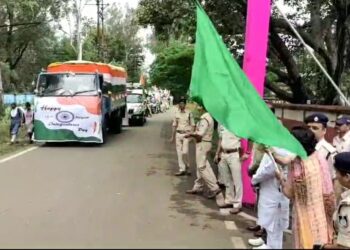पुलिस की भव्य तिरंगा वाहन रैली निकाली गई