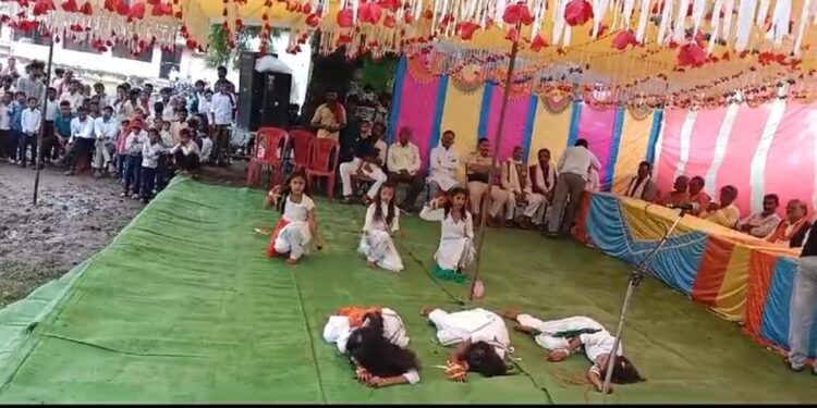 बड़े हि हर्ष उल्लास के साथ ग्राम सुनवानी कलां मे मनाया गया 78वाँ स्वतंत्रता दिवस