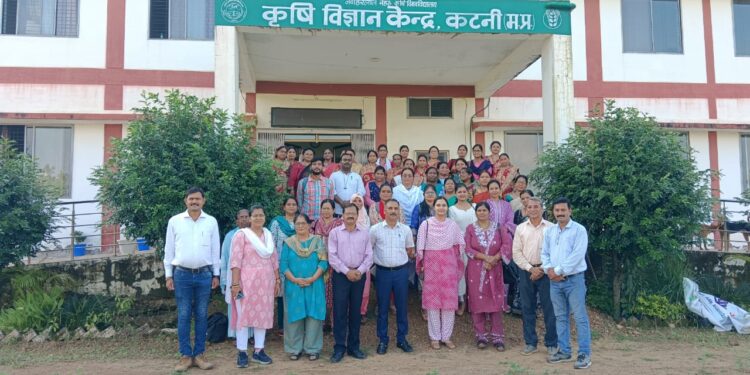 कृषि विज्ञान केंद्र, पिपरोध में “मोटे अनाज एवं दुग्ध उत्पादों की उपयोगिता” बढानें कार्यशाला आयोजित