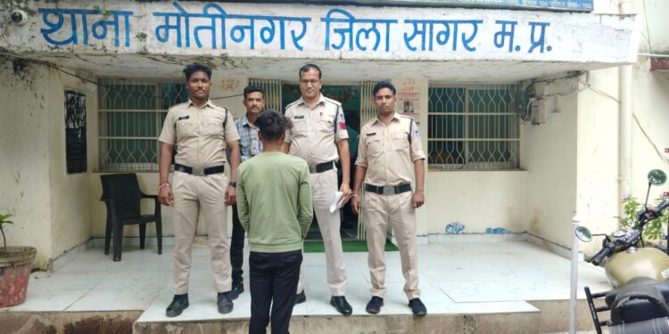 _*थाना मोतीनगर पुलिस द्वारा अवैध पिस्टल के साथ आरोपी को किया गया गिरफ्तार*_