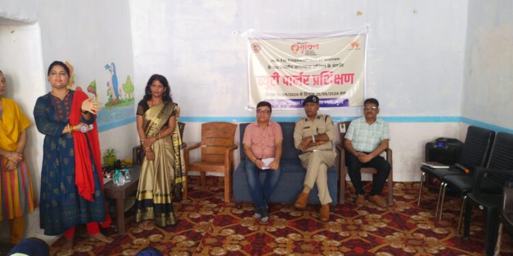 केन्द्रीय जेल में महिला कैदियों के लिए प्रशिक्षण,संभागीय संयुक्त संचालक महिला एवं बाल विकास नर्मदापुरम संभाग की उपस्थिति में प्रारंभ हुआ