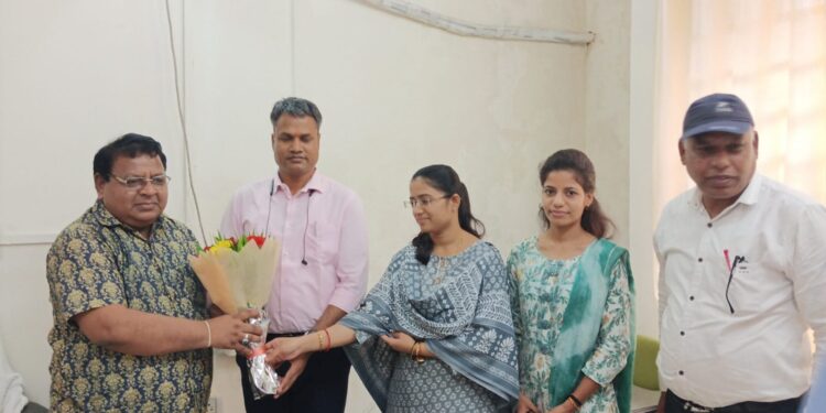 नर्मदापुरम सिटी मजिस्ट्रेट पद पर डिप्‍टी कलेक्‍टर ब्रजेन्‍द्र कुमार रावत ने किया पदभार ग्रहण