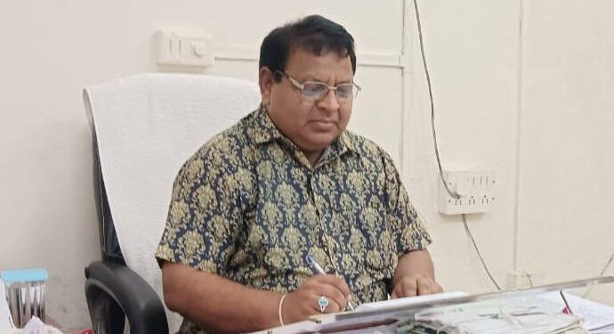 सिटी मजिस्ट्रेट ब्रजेंद्र रावत द्वारा 16 सितम्बर ईद मिलादुन्नवी के जुलूस के अवसर पर कानून एवं शांति व्यवस्था बनाये रखने हेतु अधिकारीयों एवं कर्मचारियों की ड्यूटी लगाई गई….देखे खबर