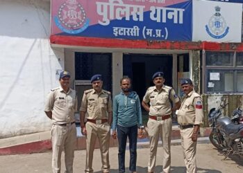 75 वर्षीय विकलांग बुजुर्ग महिला के साथ मारपीट कर हत्या करने वाले आरोपी को पुलिस ने किया गिरफ्तार