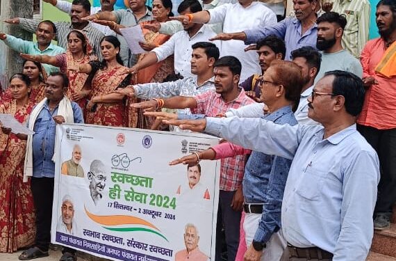 सेठानी घाट पर जनप्रतिनिधियों एवं अधिकारियों ने स्वच्छता कार्यक्रम में निभाई सहभागिता,प्रधानमंत्री आवास योजना का मिला हितग्राहियों को लाभ,सेठानी घाट में हुआ जिला स्तरीय कार्यक्रम..