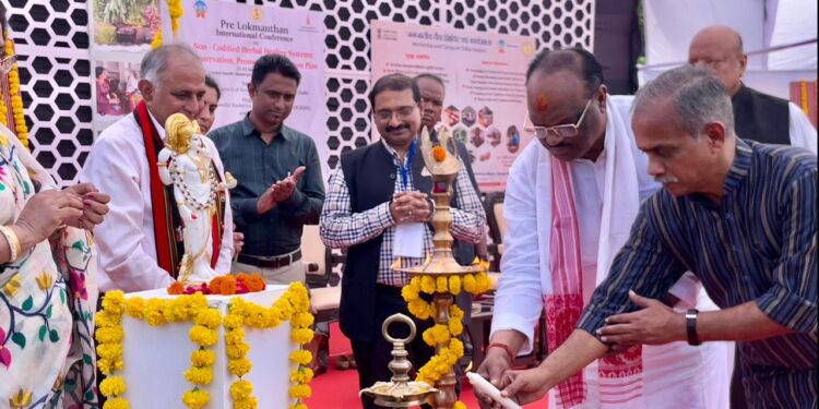 मानव संग्रहालय में केन्द्रीय राज्यमंत्री श्री दुर्गादास उइके ने अंतर राष्ट्रीय सम्मेलन पूर्व लोकमंथन का किया शुभारंभ.  5 दिवसीय जनजातीय वैद्य शिविर का भी हुआ शुभारंभ.
