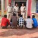 थाना स्लीमनाबाद पुलिस का गिरफ़्तारी वारंटीयो पर शिकंजा थाना स्लीमनाबाद पुलिस द्वारा कॉन्बिंग गस्त में गिरफ्तारी वारंटी की धर पकड़ की गई