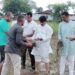 अधिकारी को लेकर किसानों के खेतों पर पहुंचे”विधायक घनश्याम चंद्रवंशी”