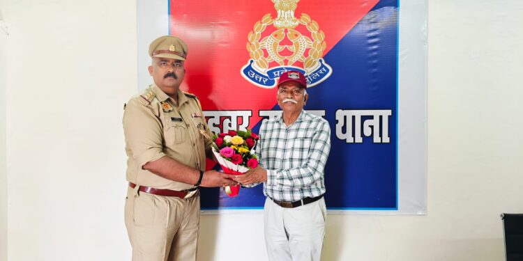 *थाना साइबर क्राइम द्वारा ट्रेडिंग एप्प के माध्यम से फ्रॉड की गयी 80,000/-रू0 धनराशि पीड़ित को वापस कराया।*