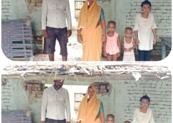लगातार हो रही बारिश ने ढाया कहर। कई कच्चे मकान गिरने से परिवार हुए बेघर