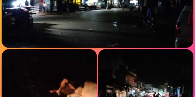 ट्रांसफार्मर खराब होने से 24 घण्टों बाधित रही बिजली,बिन बिजली ग्रामीण रहे परेशान  उमरियापान के झंडा चौक में लगा ट्रांसफार्मर हुआ खराब,पचपेढ़ी में गर्जना के चलते फिर गुल हुई बिजली