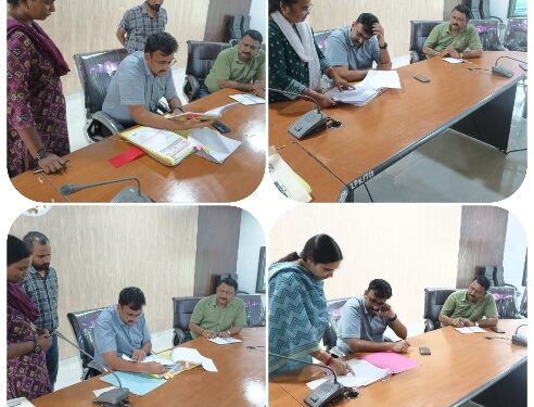 आंगनवाड़ी कार्यकर्ताओं सहायिकाओं की नियुक्ति में प्राप्त आपत्तियों के निराकरण समिति की बैठक जिला पंचायत सीईओ श्री शिशिर गेमावत की अध्यक्षता में संपन्न।
