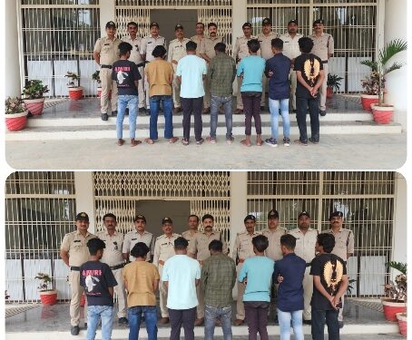 *गणेश विसर्जन जुलूस के दौरान कोतवाली पुलिस रही मुस्तैद, जुलूस के दौरान शांति भंग करने वाले असमाजिक तत्वों के विरूद्ध की गई कठोर कार्यवाही*