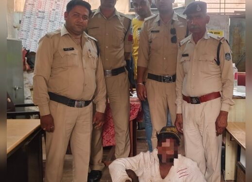 क्षेत्र में दहशतगर्दी फैला रहे बदमाश को धारदार हथियार के साथ रंगनाथनगर पुलिस ने दबोचा