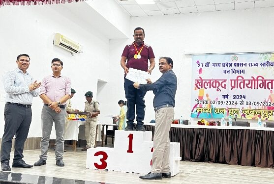 *बालसिंह ठाकुर को मिले 3 गोल्ड मैडल*