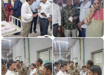 घायलों को देखने जिला अस्पताल पहुंचे वरिष्ठ प्रशासनिक अधिकारी  मृतकों के परिजनों 4-4 लाख और घायलों को 50 -50 हजार की आर्थिक सहायता दी जाएगी