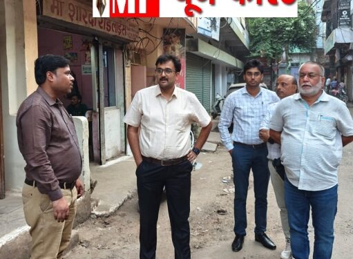जगन्नाथ चौक से घंटाघर रोड से अस्थाई अतिक्रमण हटाते हुए चालानी कार्यवाही करने के दिए निर्देश