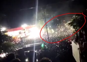 एक साथ खड़े थे 100 से ज्यादा लोग… आर्केस्ट्रा देखने के दौरान अचानक गिरा छज्जा, छपरा के ईश्वरपुर मेले से सामने आया VIDEO