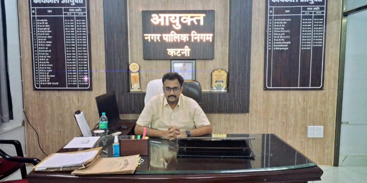 *2 अक्टूबर को निगम के कर्मचारियों का कराया जायेगा स्वास्थ्य बीमा, निगमायुक्त शिशिर गेमावत ने आदेश जारी कर सौंपे दायित्व*