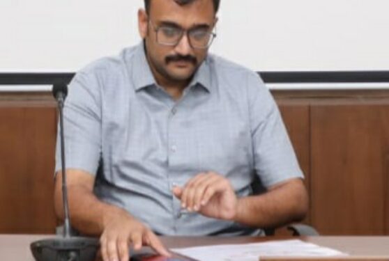 रीठी विकासखंड के पांच जलाशयों में मत्स्य पालन हेतु कलेक्टर श्री यादव के अनुमोदन से जिला पंचायत के सीईओ श्री गेमावत ने दी अनुमति