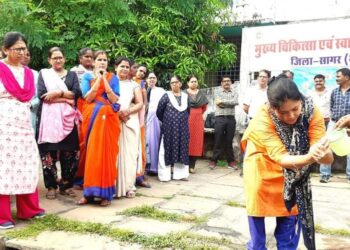 हाथ धुलाई का प्रदर्शन कर “विश्व हाथ धुलाई दिवस मनाया