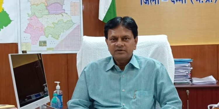 किसान भाई नैनो डीएपी एवं एनपीके खाद का करें उपयोग: कलेक्टर