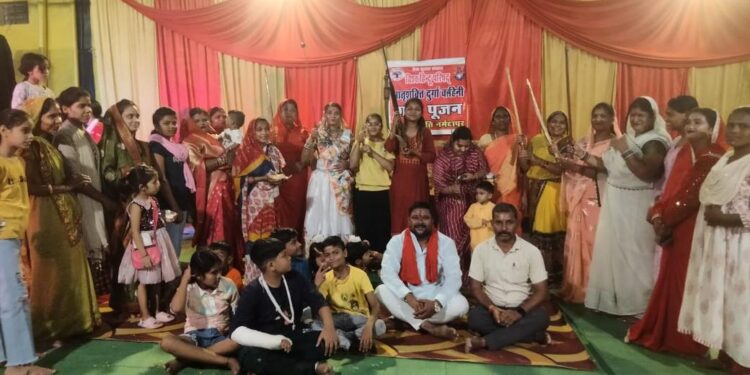 विश्व हिंदू परिषद मातृशक्ति व दुर्गा वाहिनी द्वारा शस्त्र पूजन कार्यक्रम संपन्न