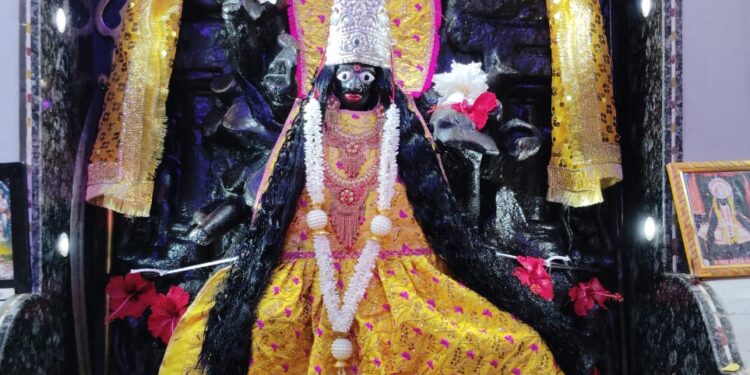 कल मां वीरासन देवी मां मंदिर में विशाल देवी जागरण और भंडारा