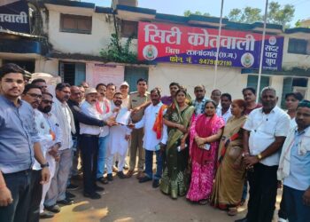 *अमर शहीद वीरांगना महारानी अवंतीबाई लोधी की प्रतिमा पर हुए हमले के विरोध में लोधी समाज ने सौंपा ज्ञापन, कड़ी कार्रवाई की मांग*