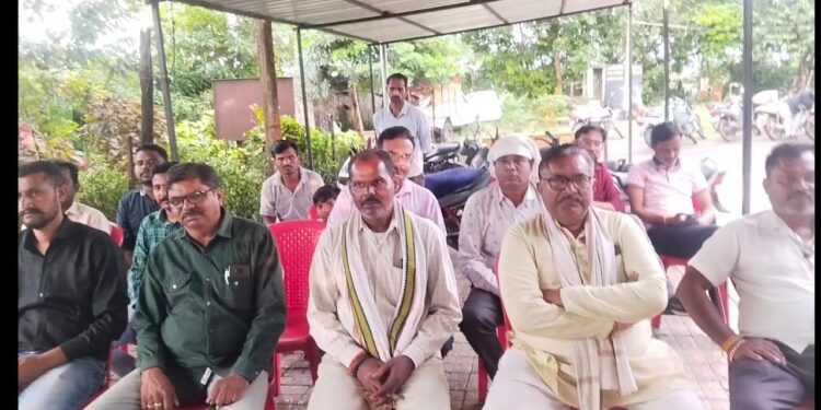 रहटगांव थाना में जनसंपर्क अभियान चलाने संबंधित हुई बैठक