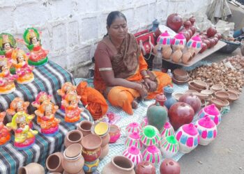 *जिले में ‘वोकल फॉर लोकल’ का असर : बाजार में छाए स्थानीय उत्पाद*
