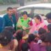 नपाध्यक्ष नीतू महेंद्र यादव और राजस्व सभापति निर्मला हंस राय ने बस्ती में पहुंचकर बांटी दीपावली की सामग्री,दीपावली की सामग्री पाकर बच्चे हुए खुश तो मन प्रसन्न हो गया: नपाध्यक्ष नीतू महेंद्र यादव…