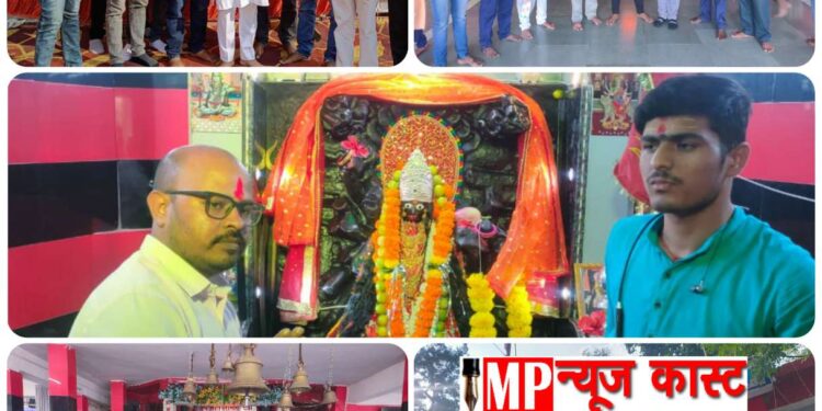 सिलौंडी बिजली विभाग ने मां वीरासन को चुनरी चढ़ाई