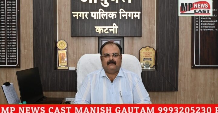 *दशहरा एवम् प्रतिमाओं के विसर्जन हेतु सभी व्यवस्थाएँ रखें दुरुस्त,निगमायुक्त नीलेश दुबे ने अधिकारी कर्मचारियों को सौंपे दायित्व*