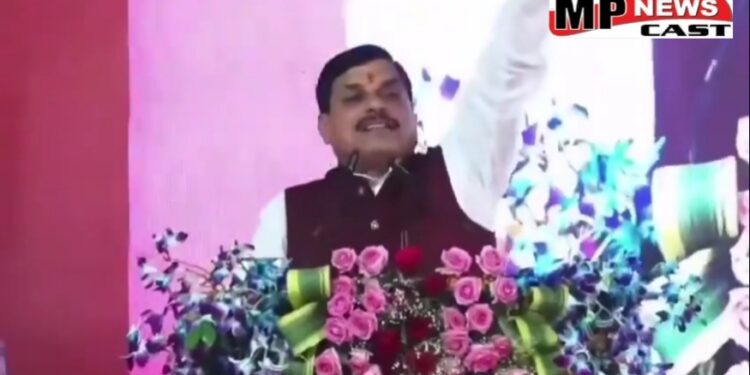 सीएम डॉ. मोहन यादव ने कहा 999 रुपए में रीवा से भोपाल की कराएंगे हवाई यात्रा, गया जमाना जब बड़े लोग हवाई जहाज में बैठते थे देखे VIDEO