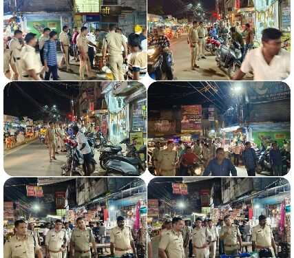 आगामी दीपावली पर्व को ध्यान में रखते हुए कोतवाली यातायात पुलिस बल ने शहर भ्रमण कर किया फ्लेग मार्ग*