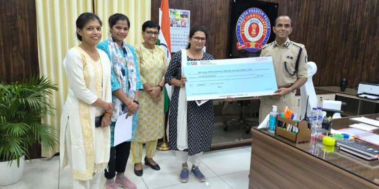 महिला प्रधान आरक्षक ने किया इन्दौर पुलिस को गौरवान्वित