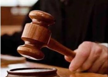 न्यायालय द्वारा बेतवा नदी से रेत चोरी करने वाले आरोपी को 03 माह की सजा से दण्डित किया गया।