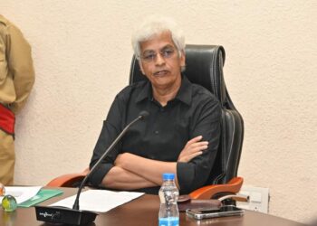 समय सीमा में धान की मिलिंग पूरी करें राइस मिलर्स की बैठक में कलेक्‍टर ने दिये निर्देश