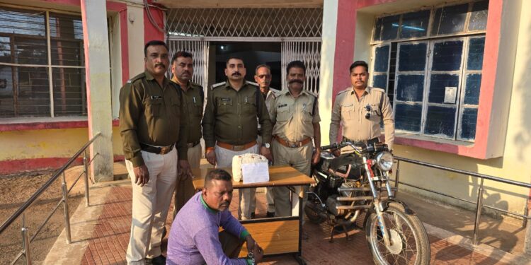 अवैध मादक पदार्थ गांजा पर स्लीमनाबाद पुलिस की कार्यवाही-