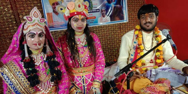 सिरोंज श्रीमद् भागवत कथा में आज सुदामा चरित्र कथा श्रवण करवाई गई ।